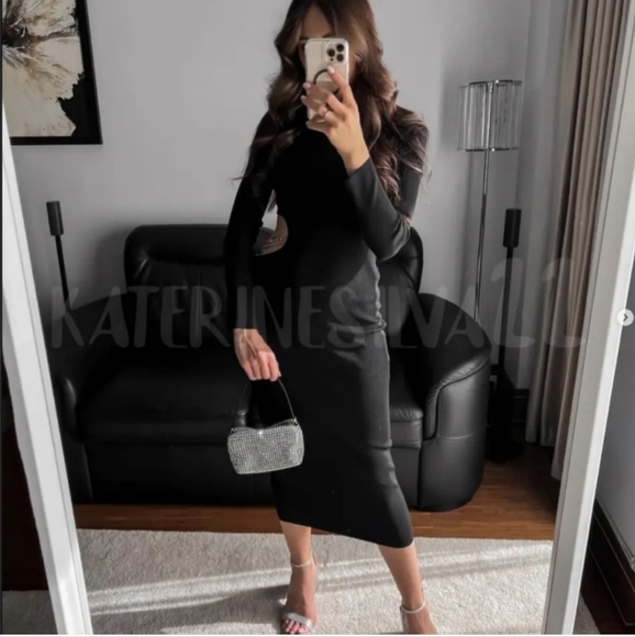 CHAIN APPLIQUÉ KNIT DRESS WITH CUT-OUT DETAIL SIZE M - Picture 10 of 10